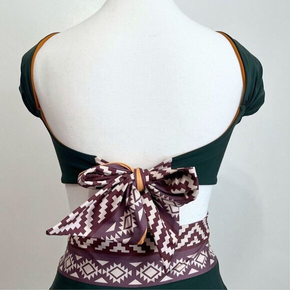 Elegant Green Bikini with Patterned Waistband - Picture 7 of 16